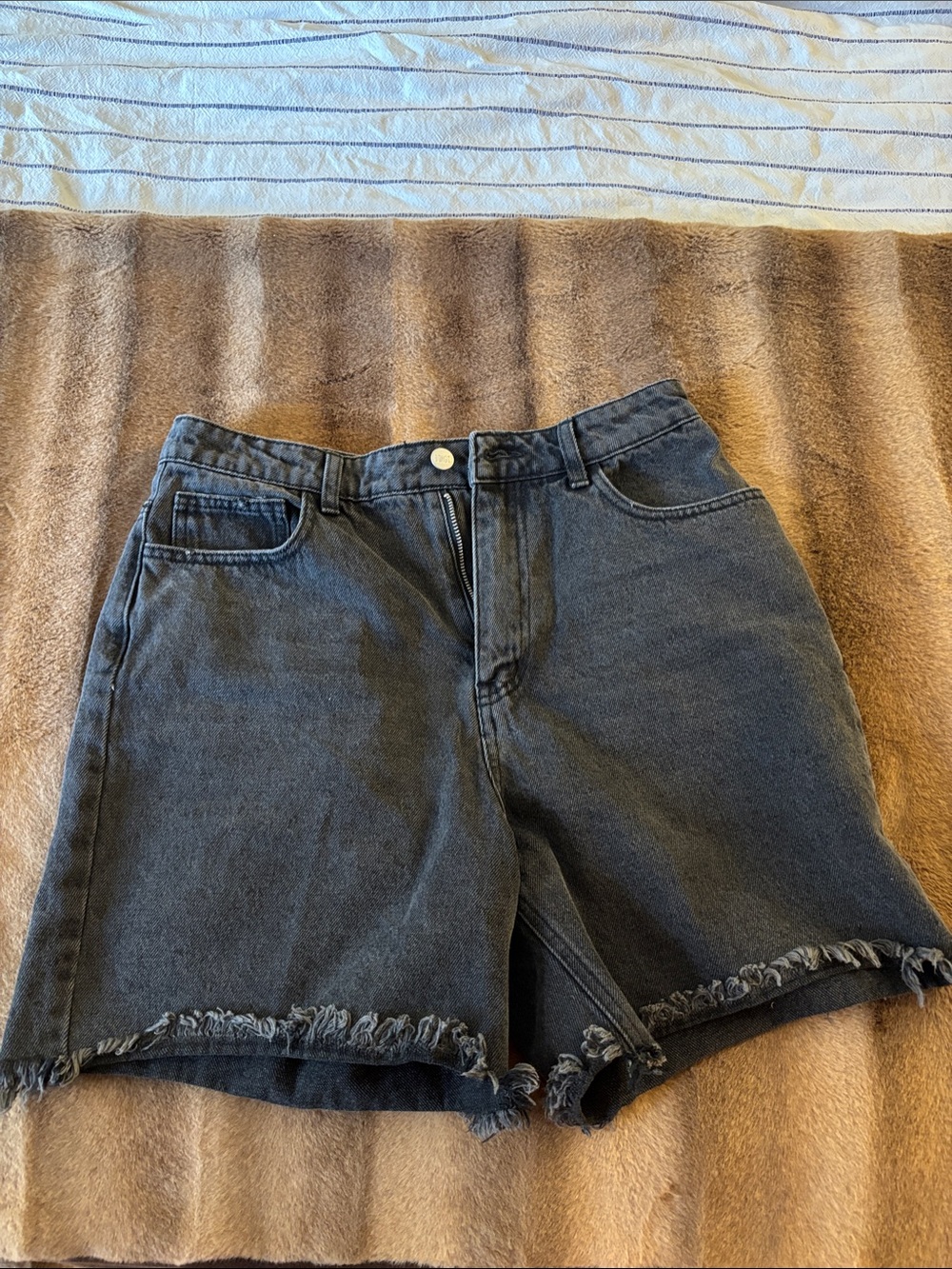 BONGO Black Washed Frayed Hem Jean Shorts